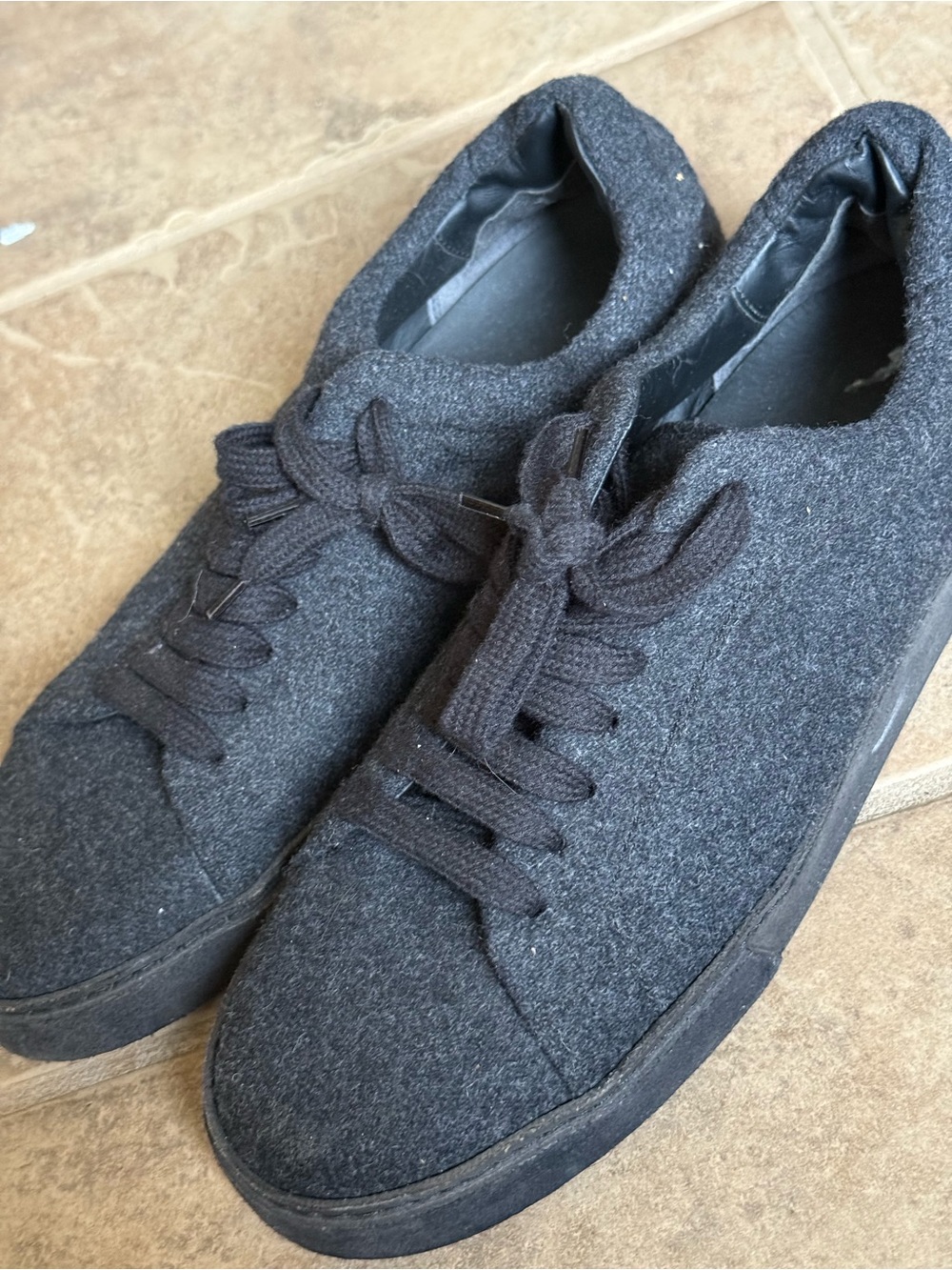 Vince Men's Dark Charcoal Wool-Style Lace-Up Sneakers